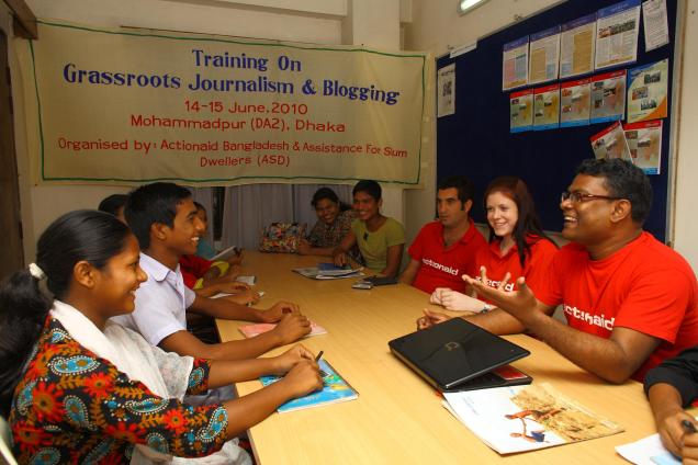 Hasan conducting blog tr